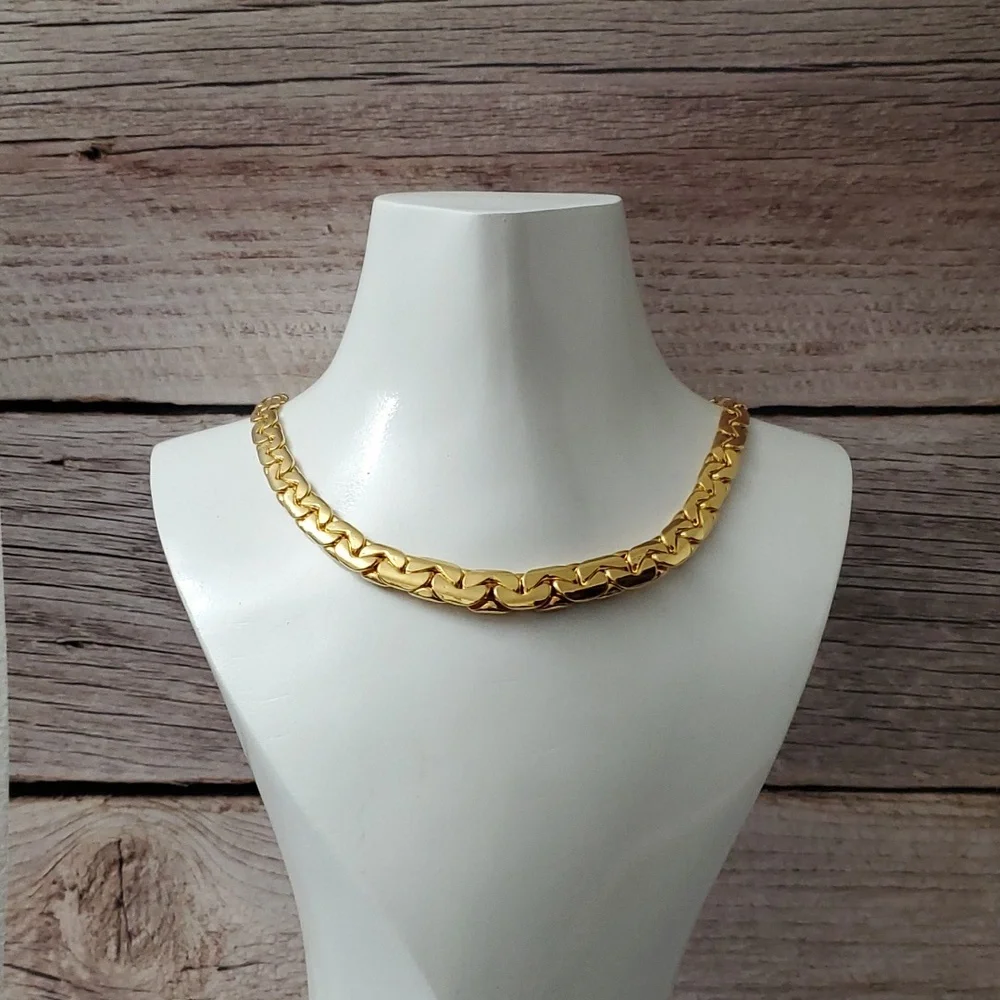 18K Gold Italian Plated Charming Necklace - Picture 7 of 7
